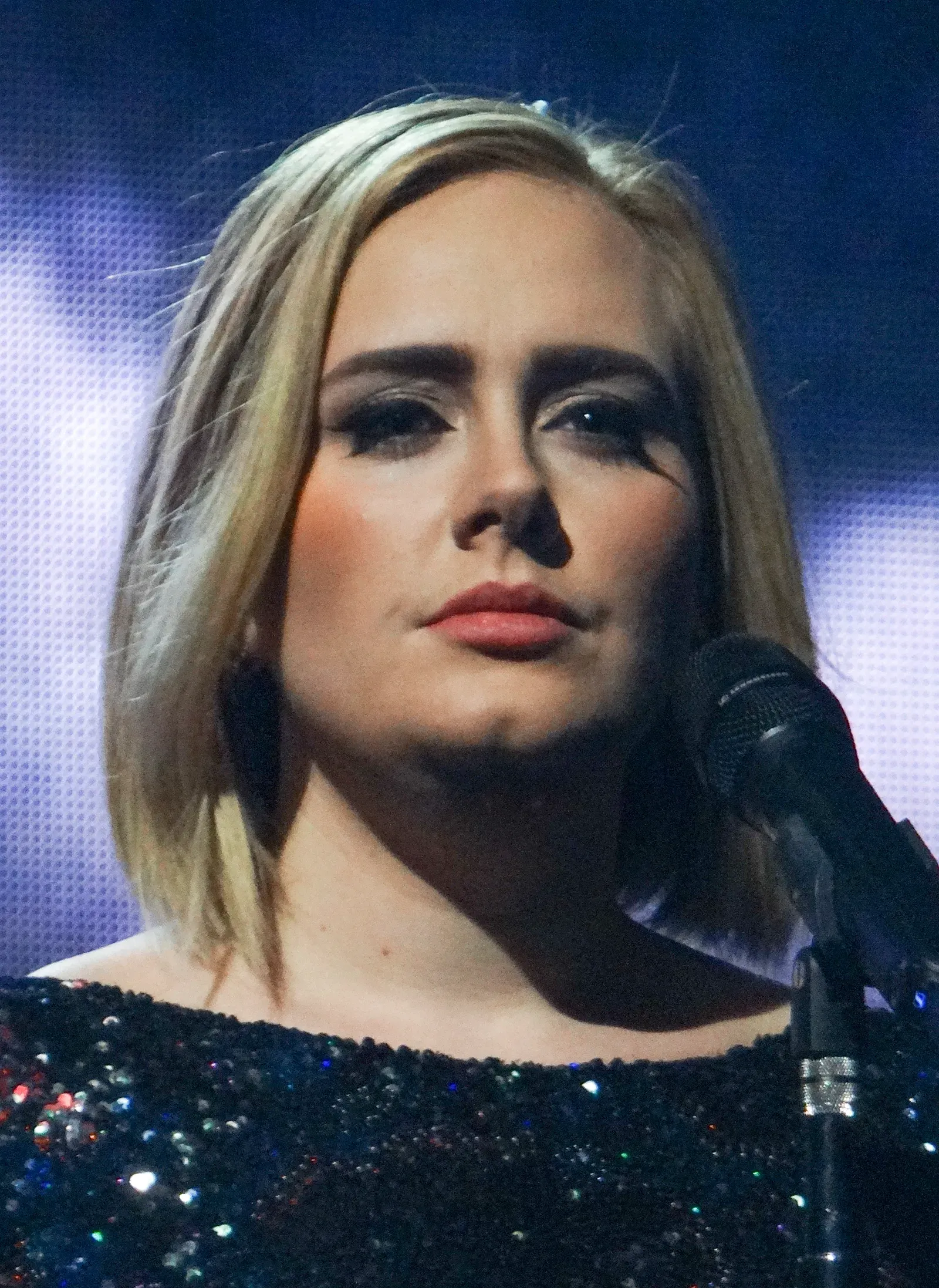 Portrait d'Adele en concert en 2016