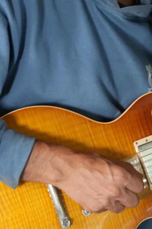 Bonne et mauvaise posture pour débuter à la guitare