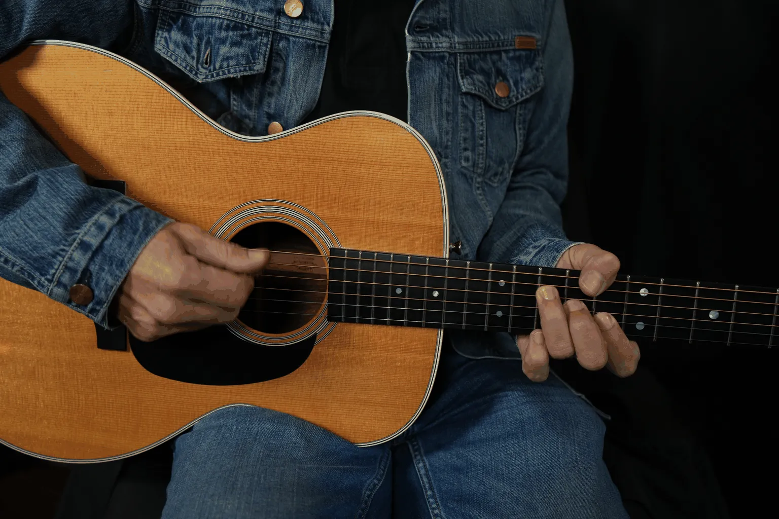 Guitariste autonome qui veut enrichir son répertoire avec Guitar Social Club