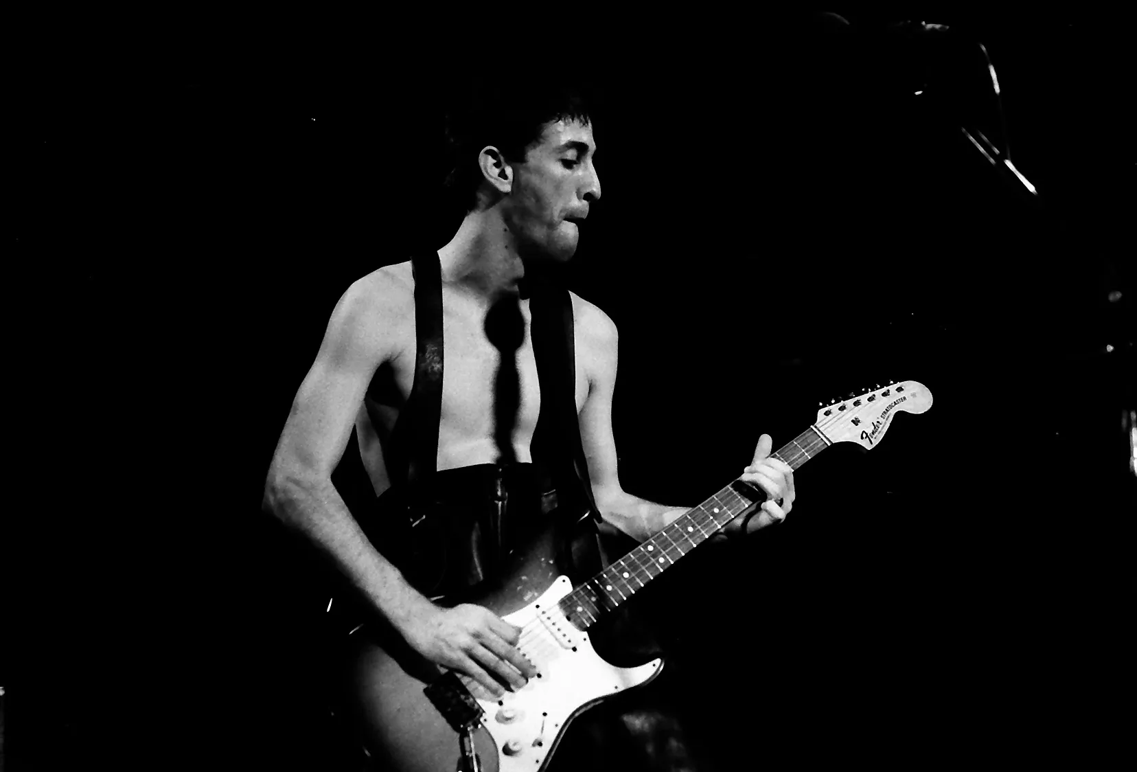 Hillel Slovak guitare : funk brut, énergie punk et matrice RHCP