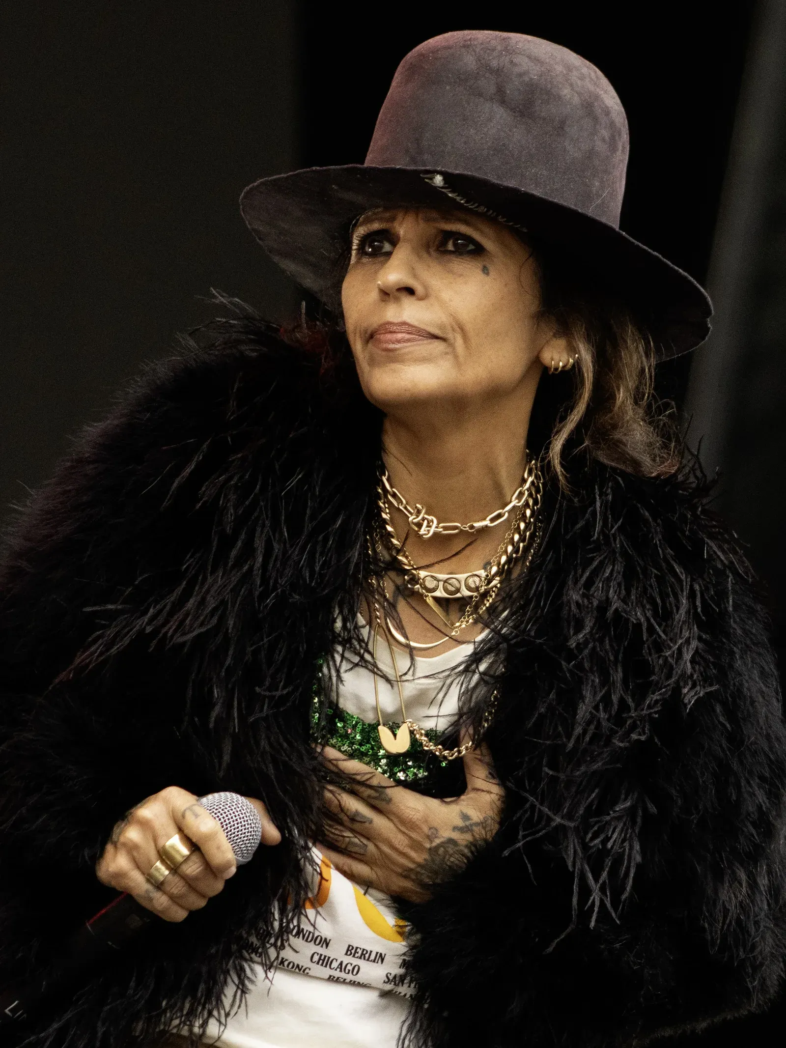 Linda Perry guitare : trois accords, une chanson, et une seconde carrière