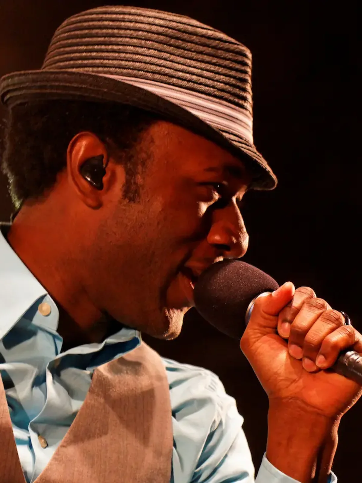 Visuel du morceau I Need a Dollar - Aloe Blacc avec niveau L4 Intermédiaire dans le répertoire Guitar Social Club