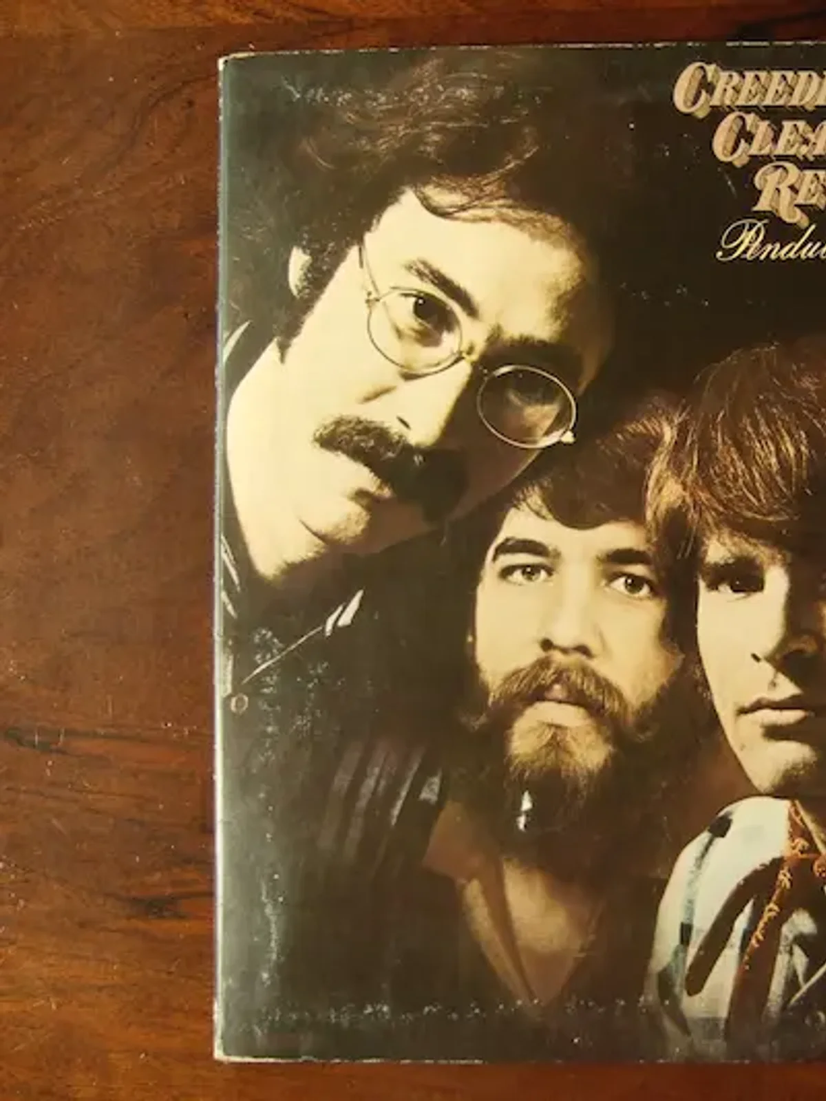 Visuel du morceau Fortunate Son - Creedence Clearwater Revival avec niveau L3 Débutant + dans le répertoire Guitar Social Club