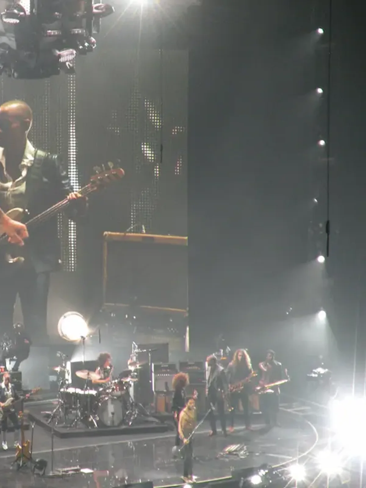 Visuel du morceau Flower for Zoe - Lenny Kravitz avec niveau L4 Intermédiaire dans le répertoire Guitar Social Club