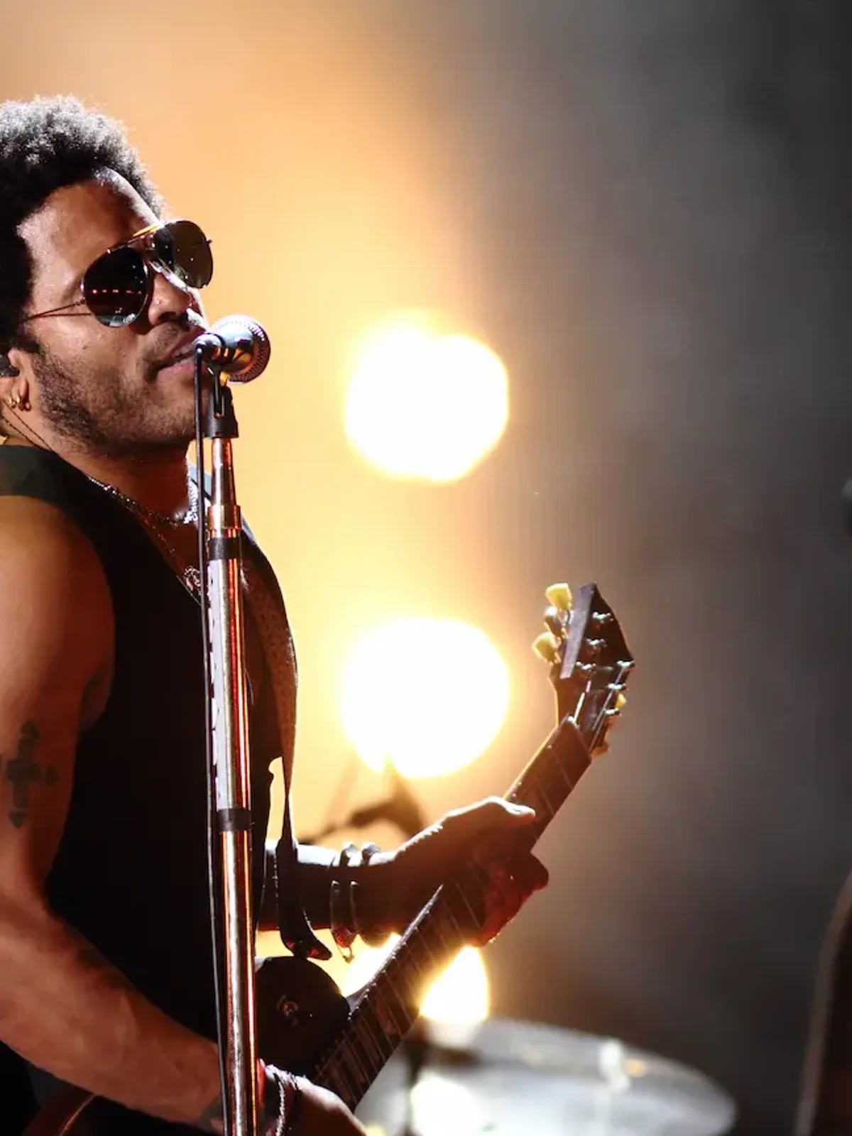 Visuel du morceau Fly Away - Lenny Kravitz avec niveau L4 Intermédiaire dans le répertoire Guitar Social Club