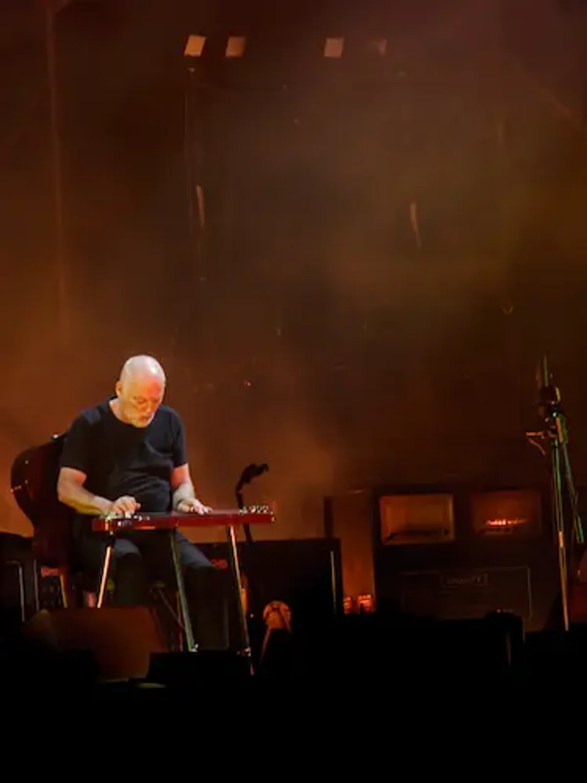 Visuel du morceau Is There Anybody Out There - Pink Floyd avec niveau L4 Intermédiaire dans le répertoire Guitar Social Club
