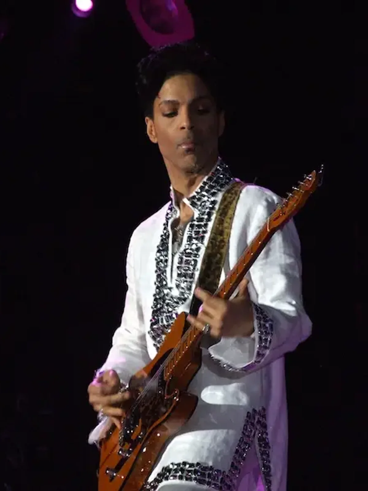 Visuel du morceau Kiss - Prince avec niveau L4 Intermédiaire dans le répertoire Guitar Social Club