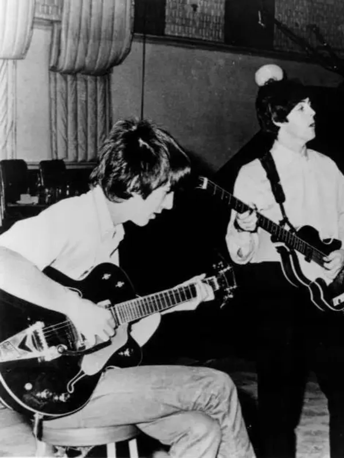 Visuel du morceau Here Comes the Sun - The Beatles avec niveau L4 Intermédiaire dans le répertoire Guitar Social Club