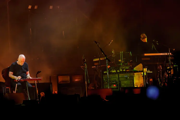 David Gilmour et Roger Waters sur scène au début des années 70