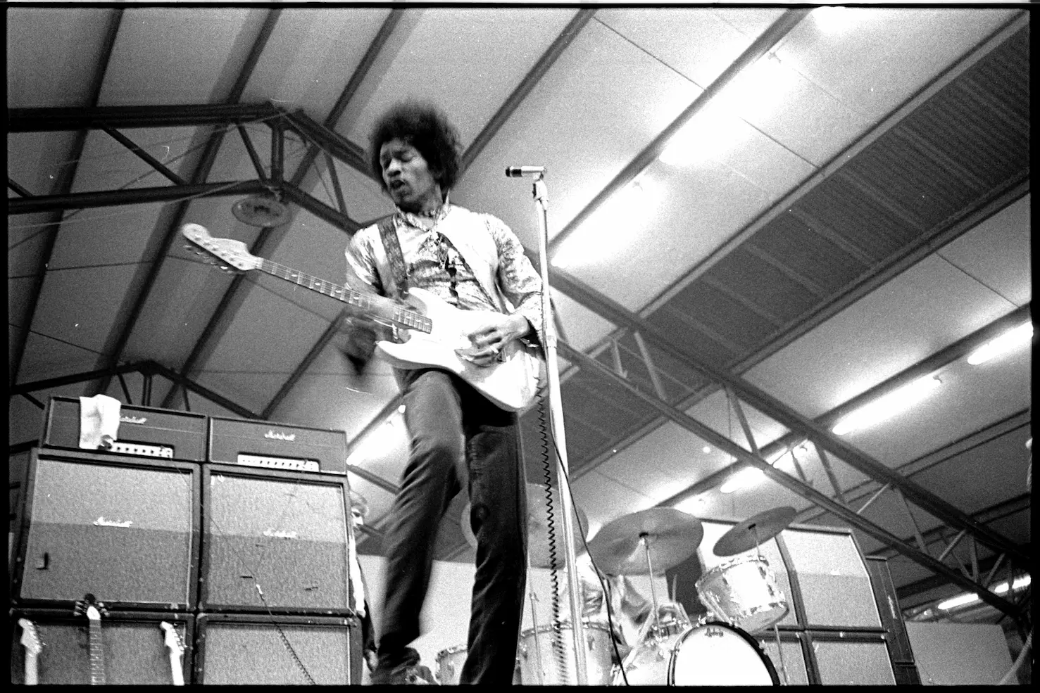 Jimi Hendrix jouant Little Wing avec sa Stratocaster blanche