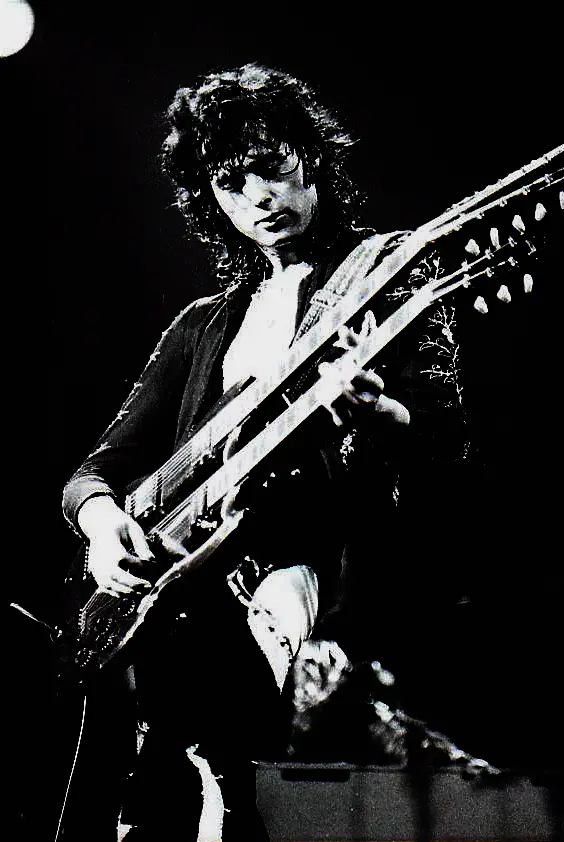 Jimmy Page jouant Stairway to Heaven